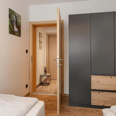 Wiesenweg Apartment *