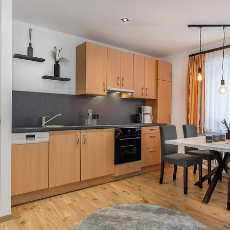 Wiesenweg Inklusive Kostenfreiem Eintritt In Alpentherme * Бад Хофгаштайн